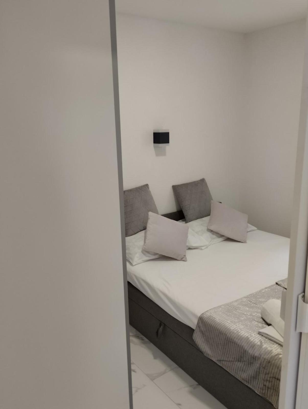 Apartment Sun Vir Cameră foto