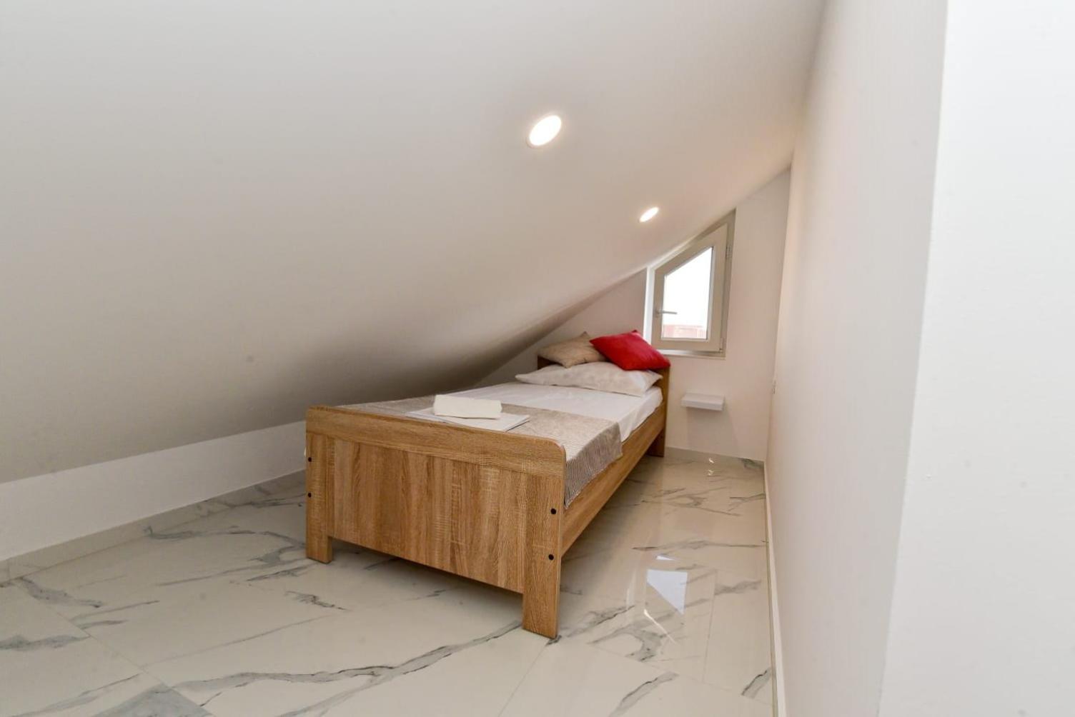 Apartment Sun Vir Cameră foto